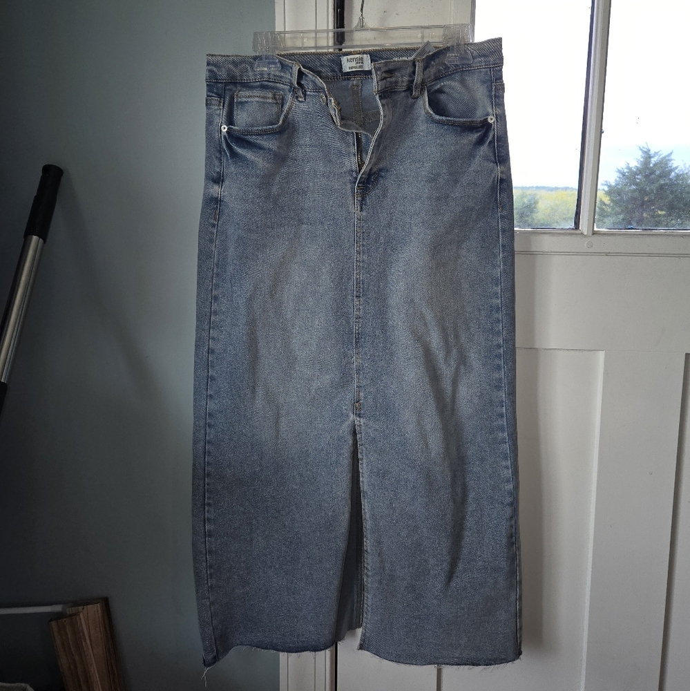Kensie Blue Denim Skirt Size 10